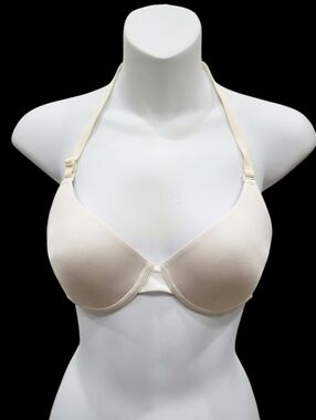 Triumph Plain White Adjustable Wire Bra Size: 34C